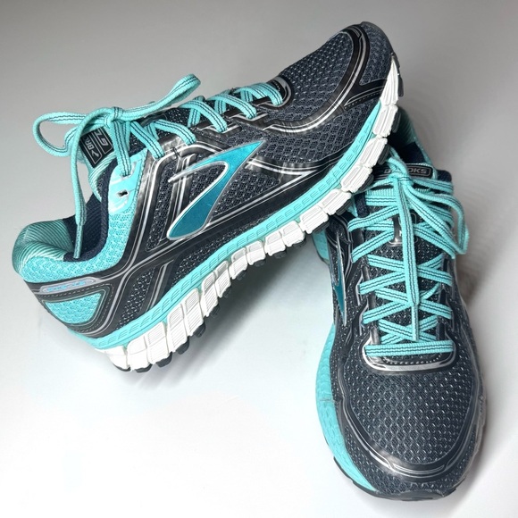 Brooks Women's GTS 16 Athletic Running Shoes Size- 8 M - Picture 1 of 10